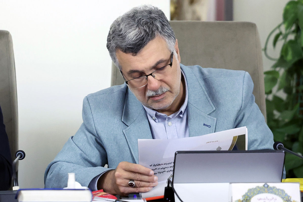وزیر بهداشت درمان و آموزش پزشکی عازم ژنو می‌شود