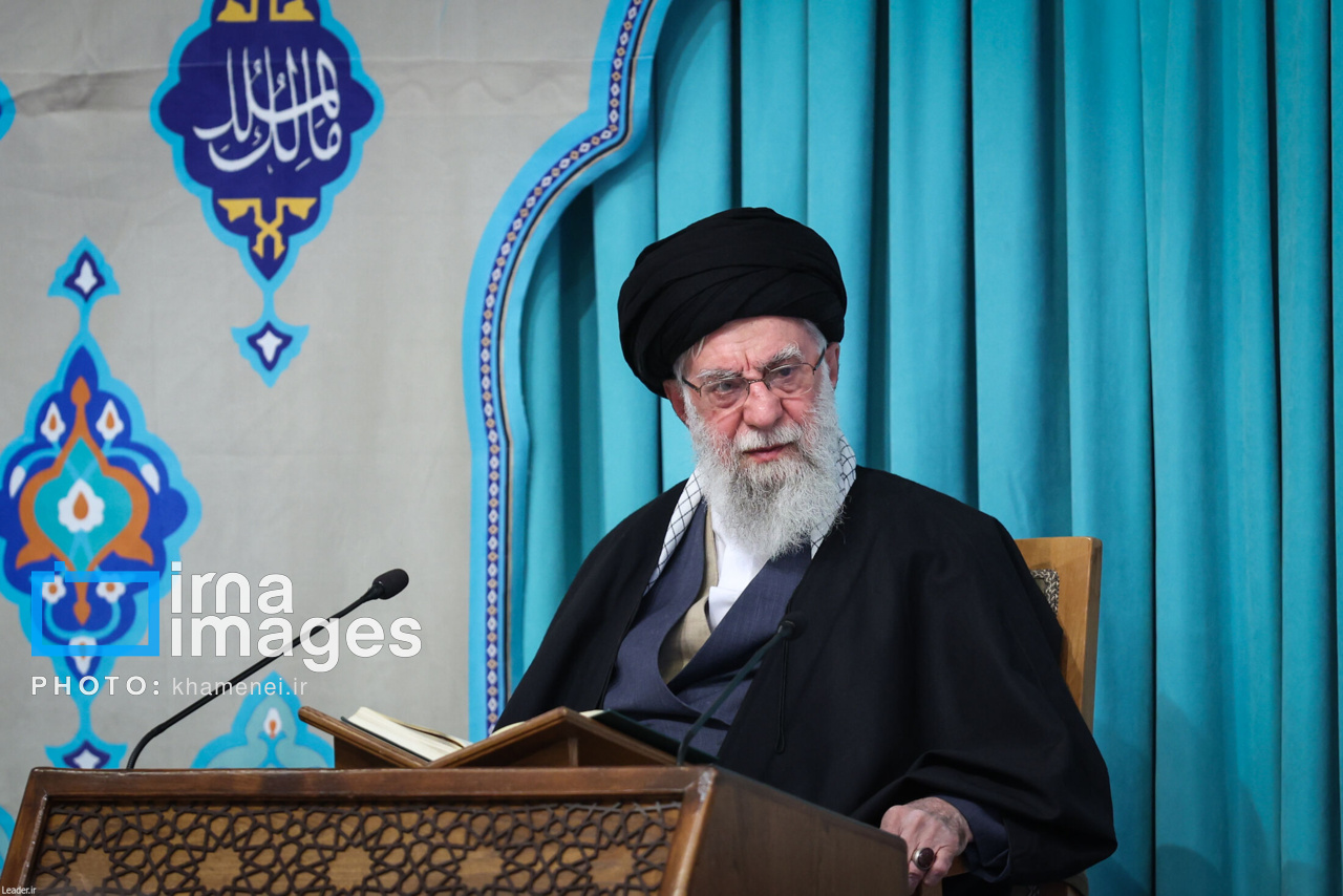 فراخوان خاطره‌نگاشت‌های قرآنی از رهبر شهید انقلاب منتشر شد