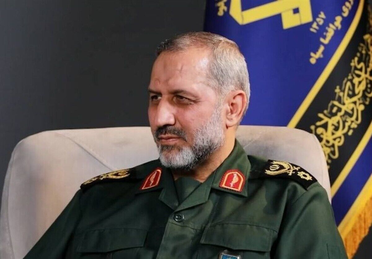 سردار موسوی: موشک‌ها و پهپادهای هوافضا بر دشمن قفل شده و منتظر فرمان شلیک هستیم