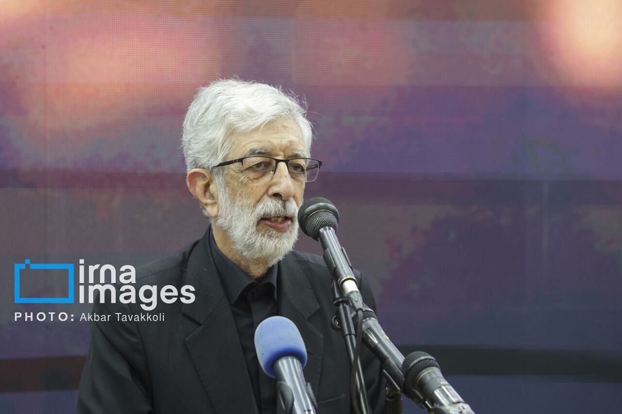 حدادعادل: حرف های ترامپ به دلیل نگرانی او برای فشار به اقتصاد آمریکا است