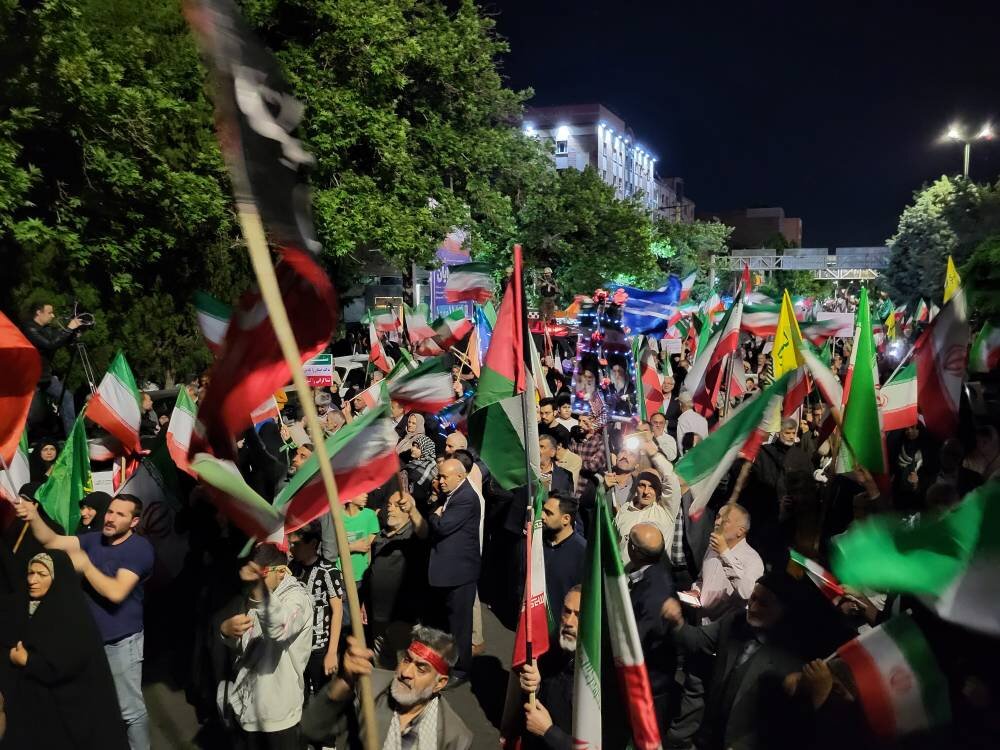 ایران رسماً به چهارمین ابرقدرت جهان تبدیل شده است/ هشدار قاطع به شایعه‌پراکنان و مفسدان اقتصادی؛ خط قرمز ما معیشت مردم است