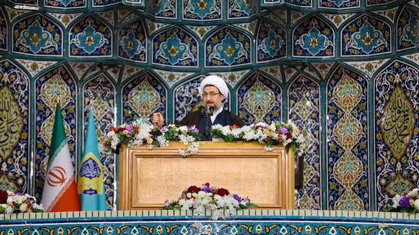 امام جمعه تبریز: هیچ‌گاه با یزید زمانمان بیعت نمی‌کنیم