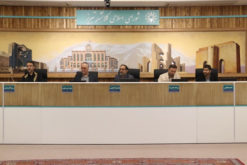 شهرداری منطقه ۱ در حادثه ریزش واحدهای مسکونی ملازینال سربلند شد