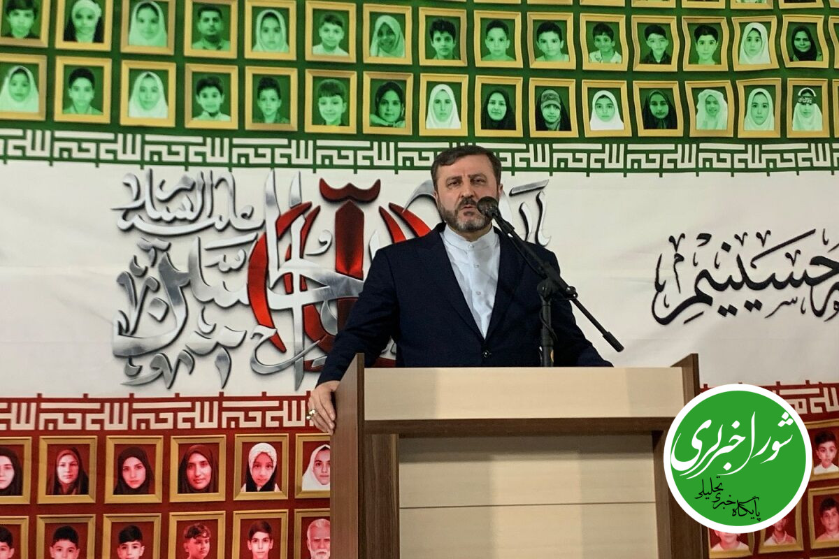 غریب آبادی: مقامات آمریکایی اندازه سن کشورشان حرف بزنند/پیگیر جنایت میناب هستیم